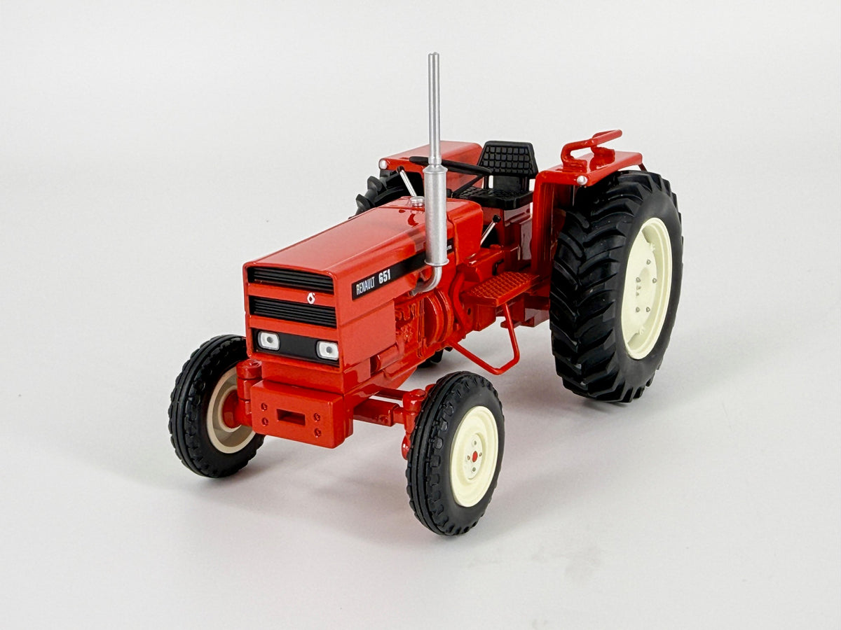 Renault 651 2WD Traktor Hinterradantrieb