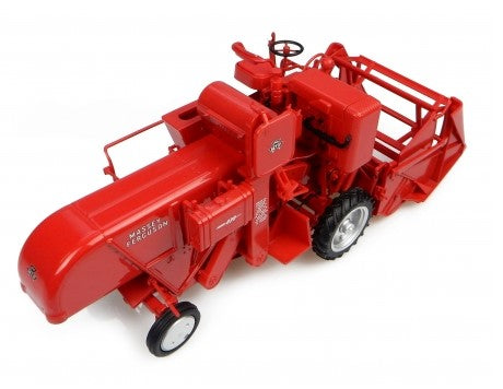 Massey Ferguson 830 Mähdrescher