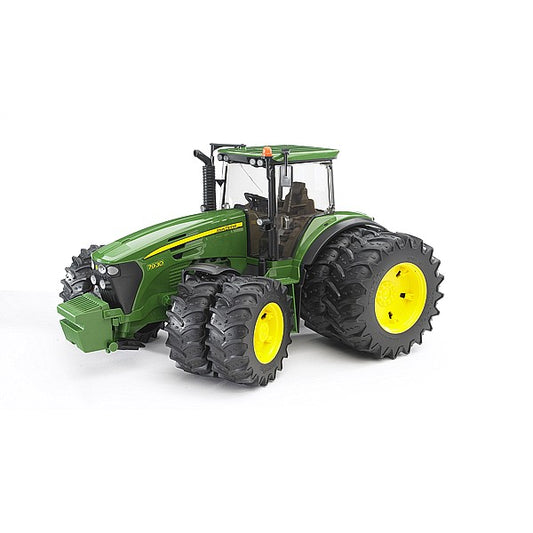 John Deere 7930 mit Zwillingsbereifung