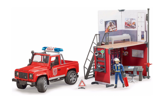 Feuerwehrstation mit Land Rover Defender