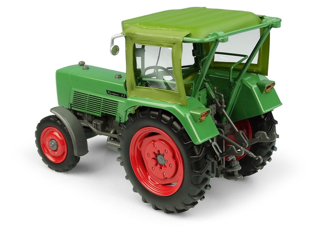 Fendt Farmer 5 S mit Peko Kabine