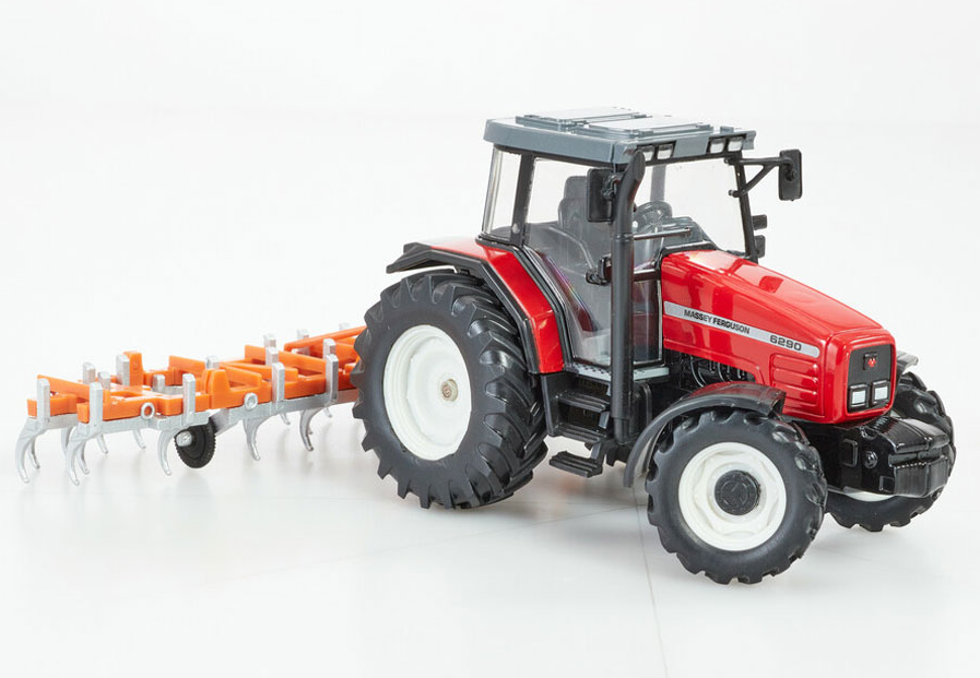 Massey Ferguson 6290 mit Kulturegge