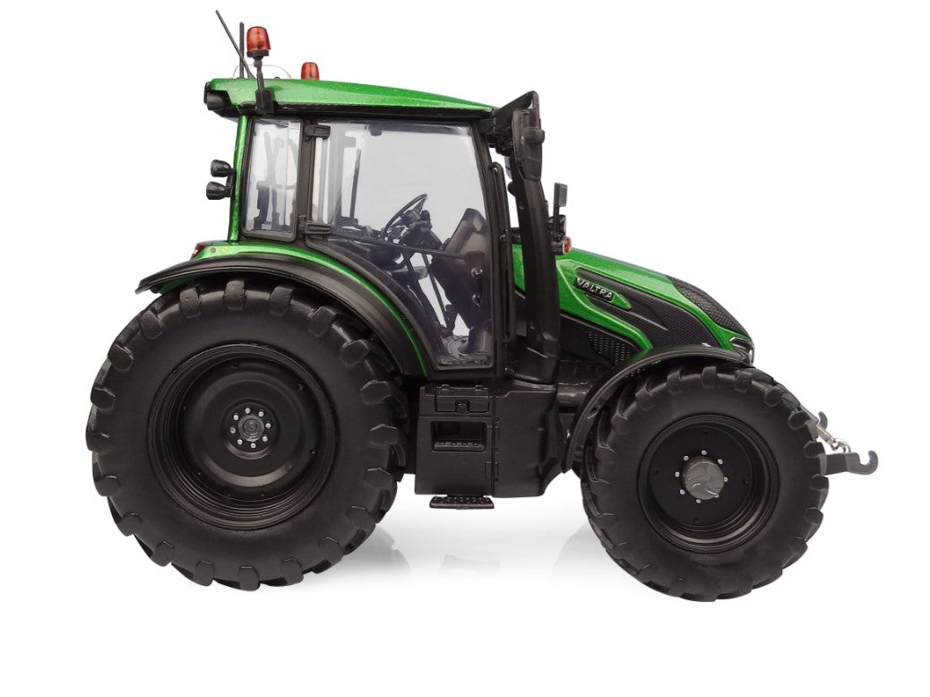 Valtra G135 Unlimited Ultra Green Limited Edition