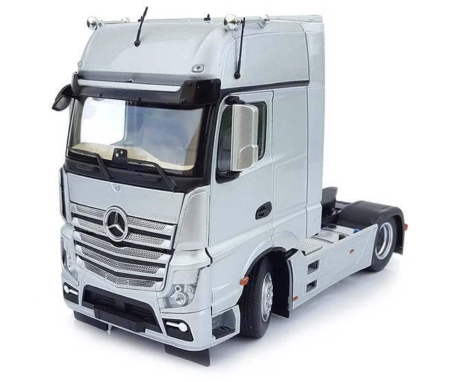 Mercedes-Benz Actros Gigaspace 4x2 Silber