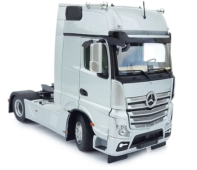 MARGE 1911-03 Mercedes-Benz Actros Gigaspace 4x2 Silber