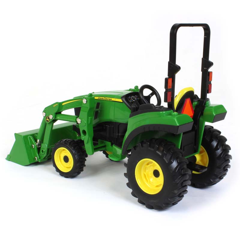 John Deere 2038R mit Frontlader