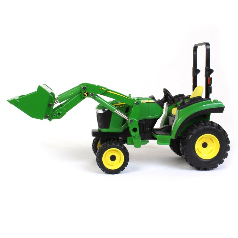 John Deere 2038R mit Frontlader