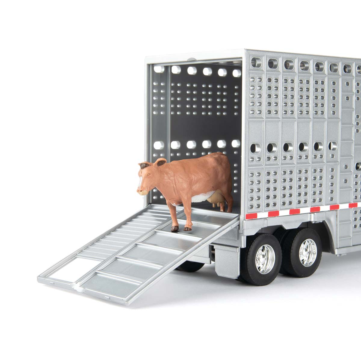 Freightliner 122SD Semi with Lifestock Trailer and Cattle