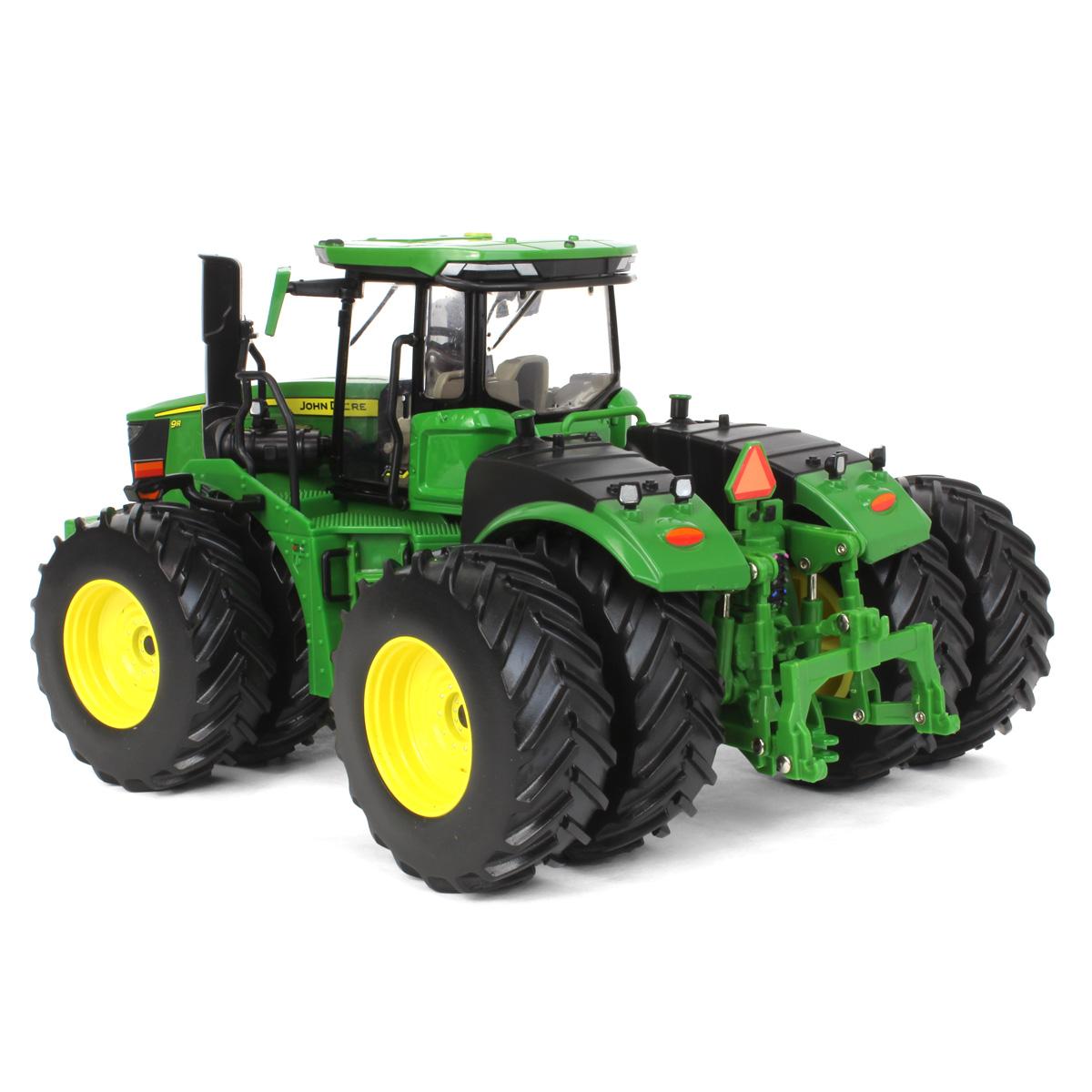 John Deere 9R 640 mit Doppelräder Prestige Collection